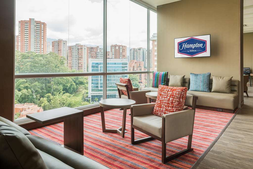 Отель Hampton By Hilton Lima San Isidro Ресторан фото